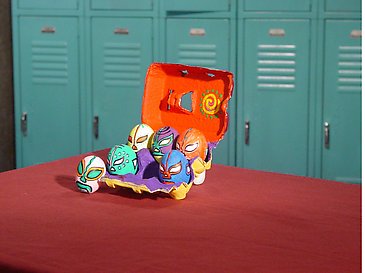 dclb236_2_decorative-eggs-holder-lucha-libre_e