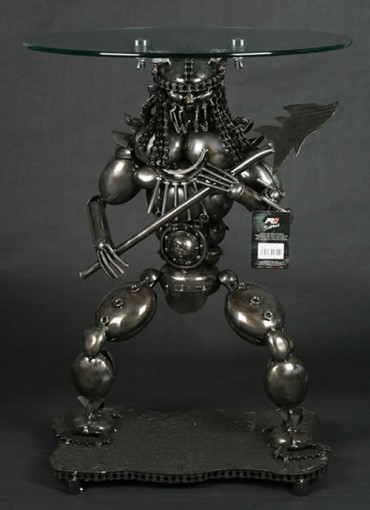 Predator_Lamp_Table_4-370x510