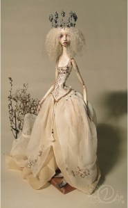 doll-marvels-tireless-artist