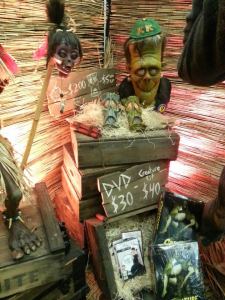 522122_10151445068399965_426441353_n